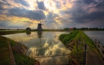 De waterschappen in Nederland; van solitaire eilandjes naar een vooroplopend Europees kenniscentrum